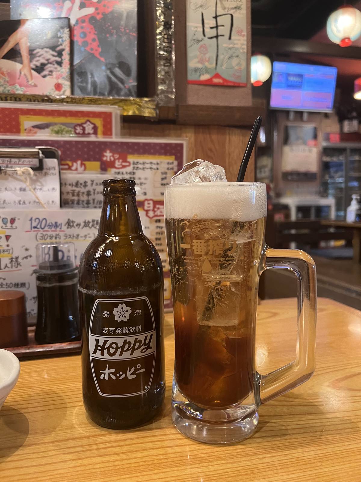 おーるすたぁずの黒ホッピー(コーヒー焼酎割り)