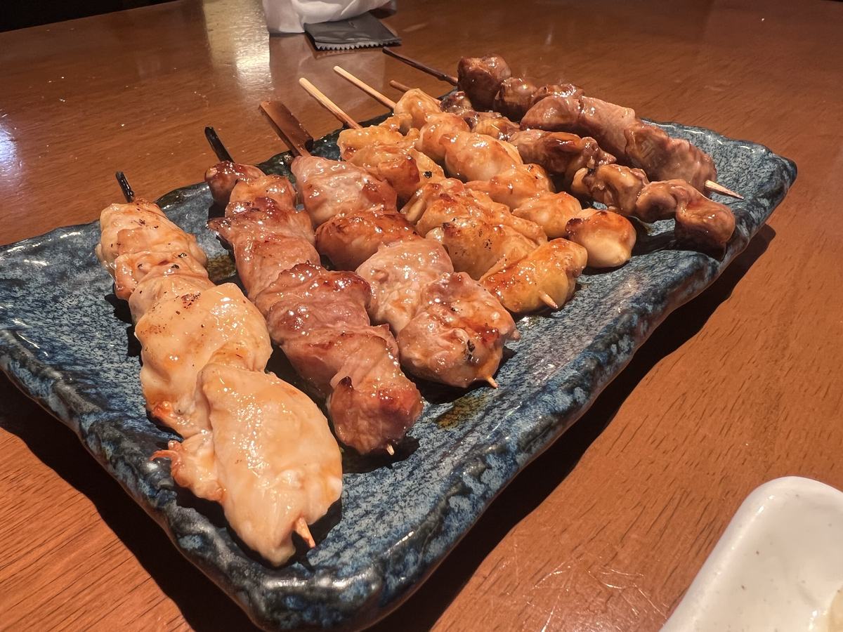 匠ダイニング町田北口店の焼き鳥串盛り