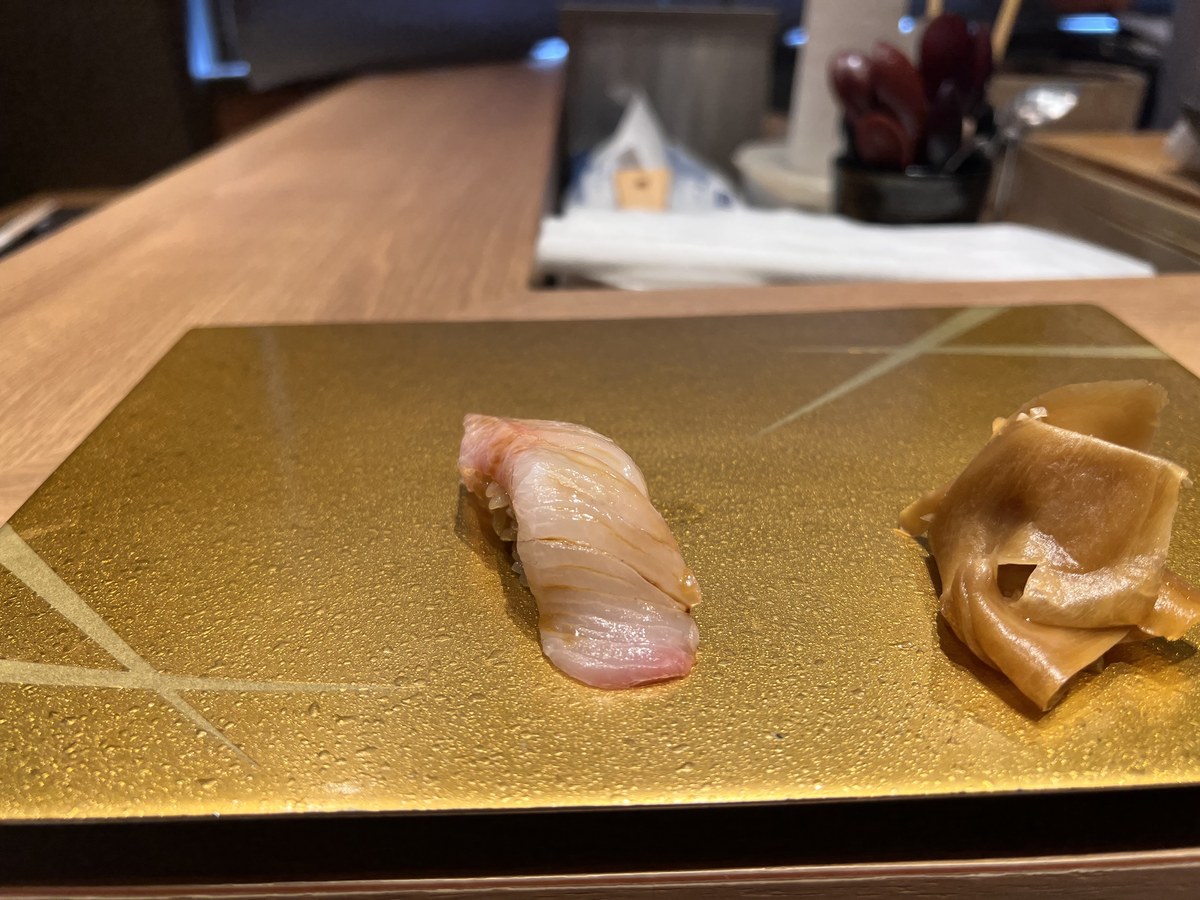 立川すしなんば カンパチの握り